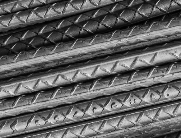 Hierro de punta - detalle del corrugado